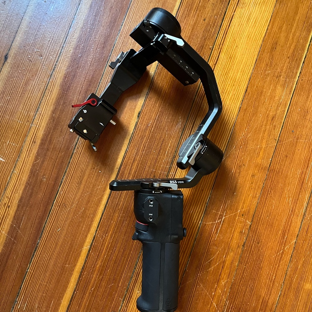 DJI RS3 Mini Gimbal Stabilizer – Like New, Used Once
